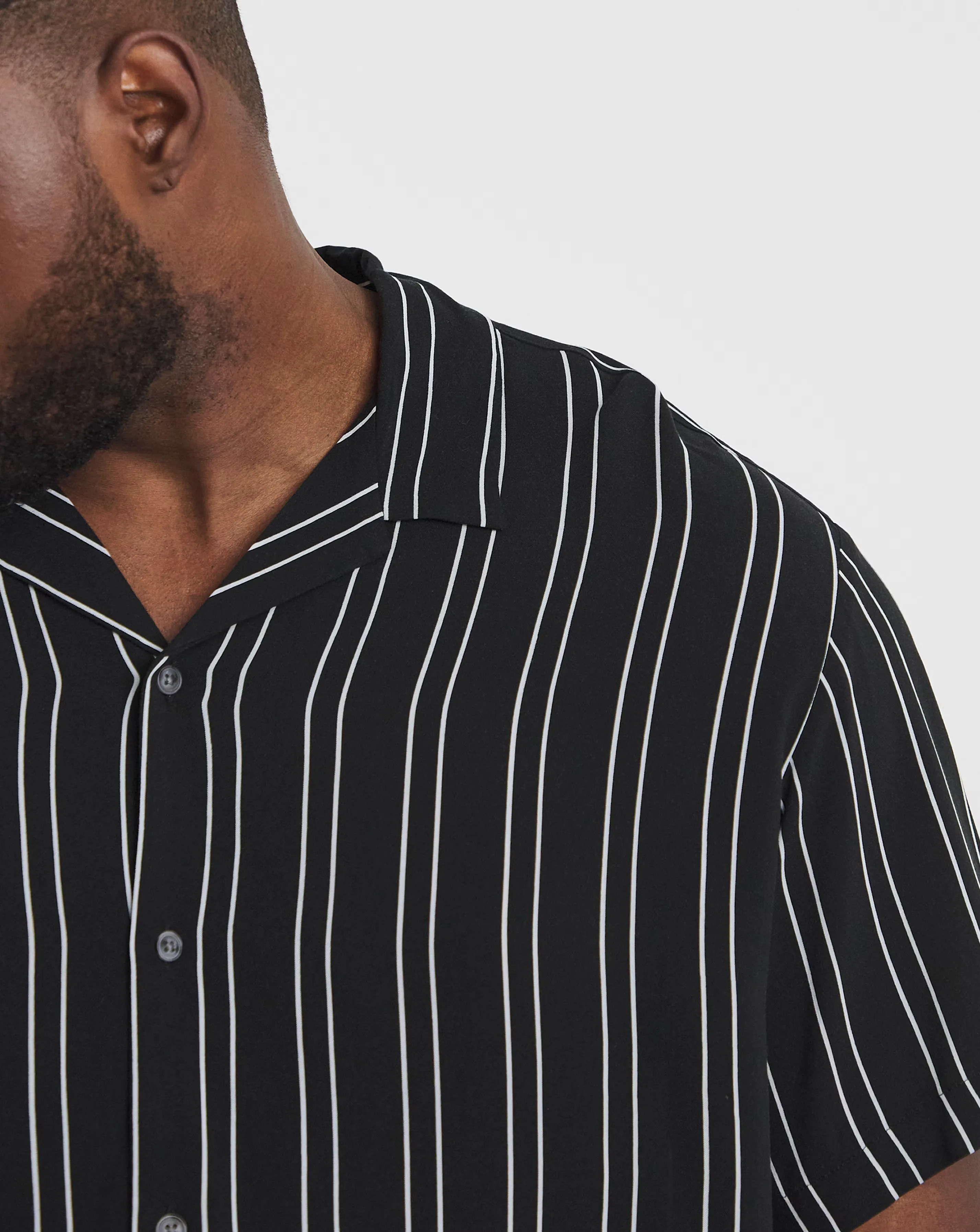 Jack & Jones Jeff Stripe Resort Shirt - Black 3 Jack & Jones Jeff Stripe Resort Shirt - Black