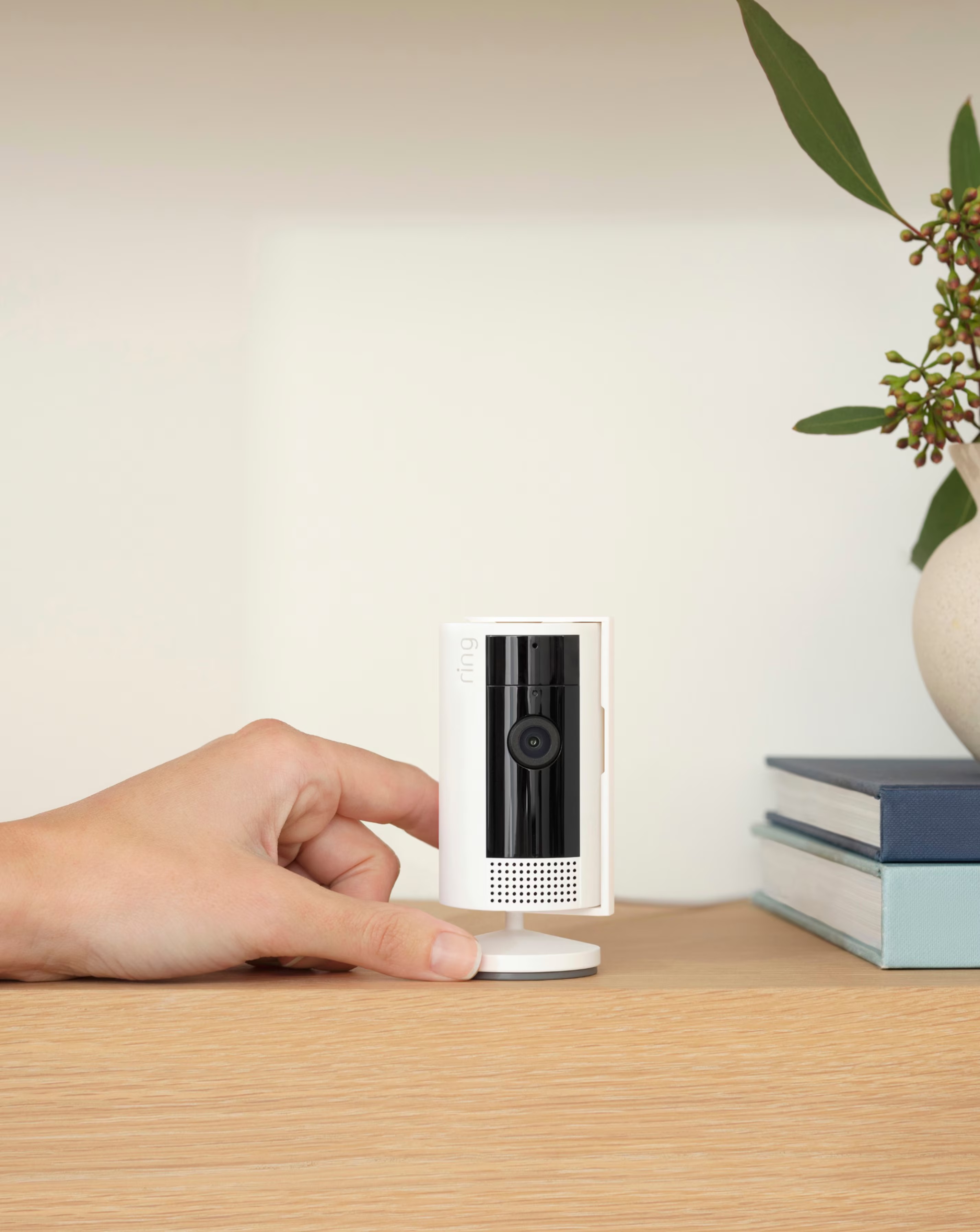 Ring Indoor Camera (2nd gen) - White 5 Ring Indoor Camera (2nd gen) - White