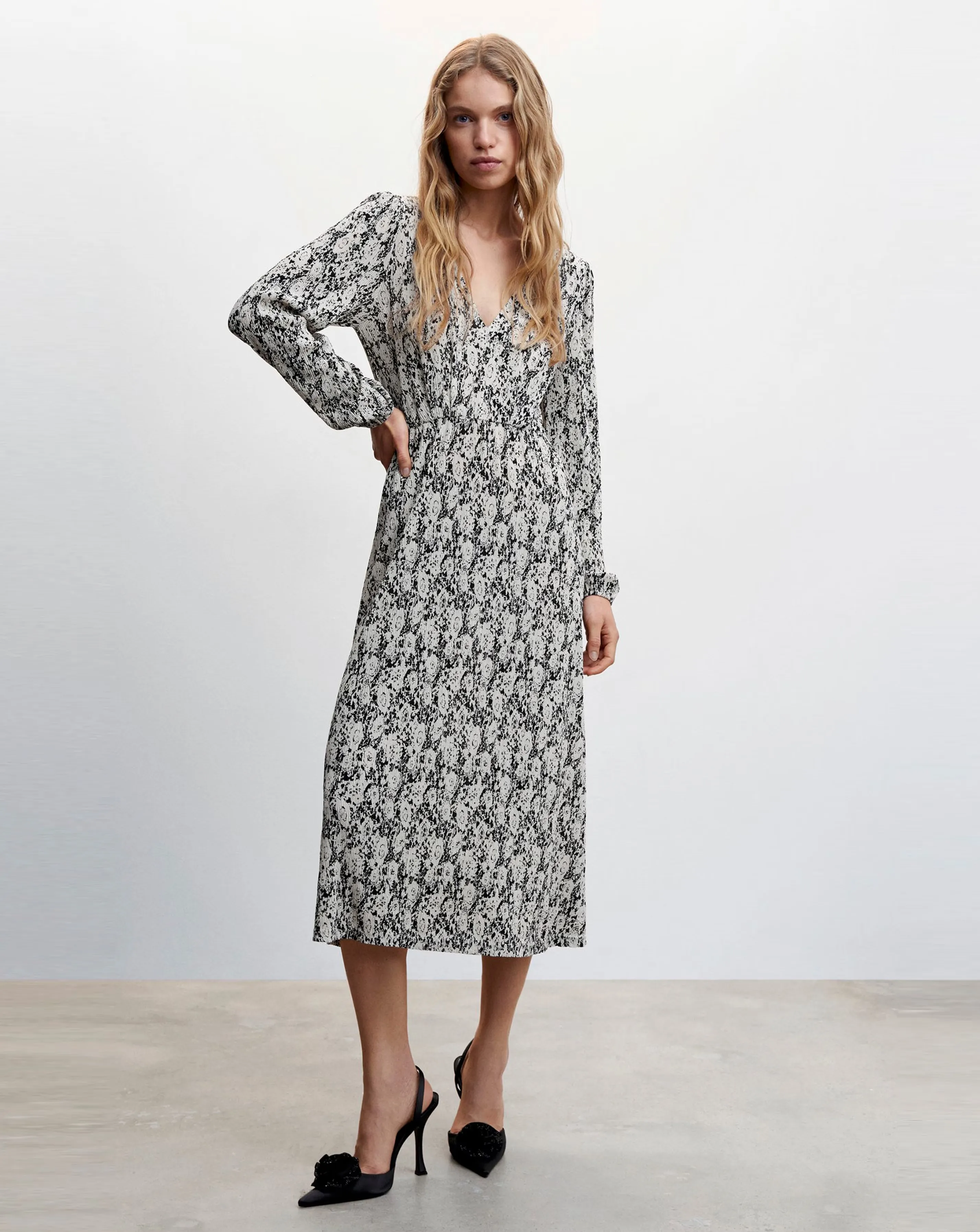 Mango Pomo V Neck Midi Dress 1 Mango Pomo V Neck Midi Dress