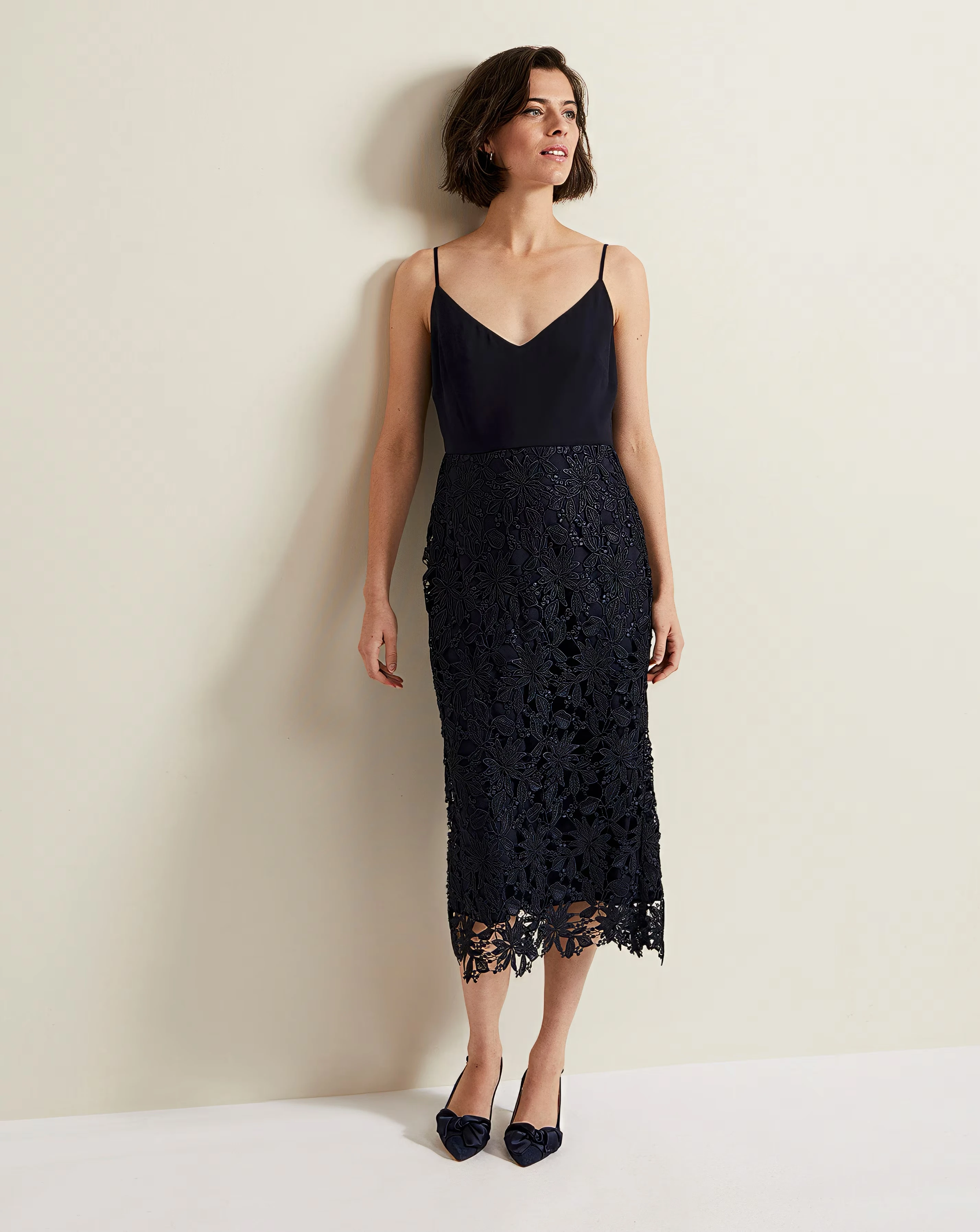 Phase Eight Meghan Lace Double Layer Dress 5 Phase Eight Meghan Lace Double Layer Dress