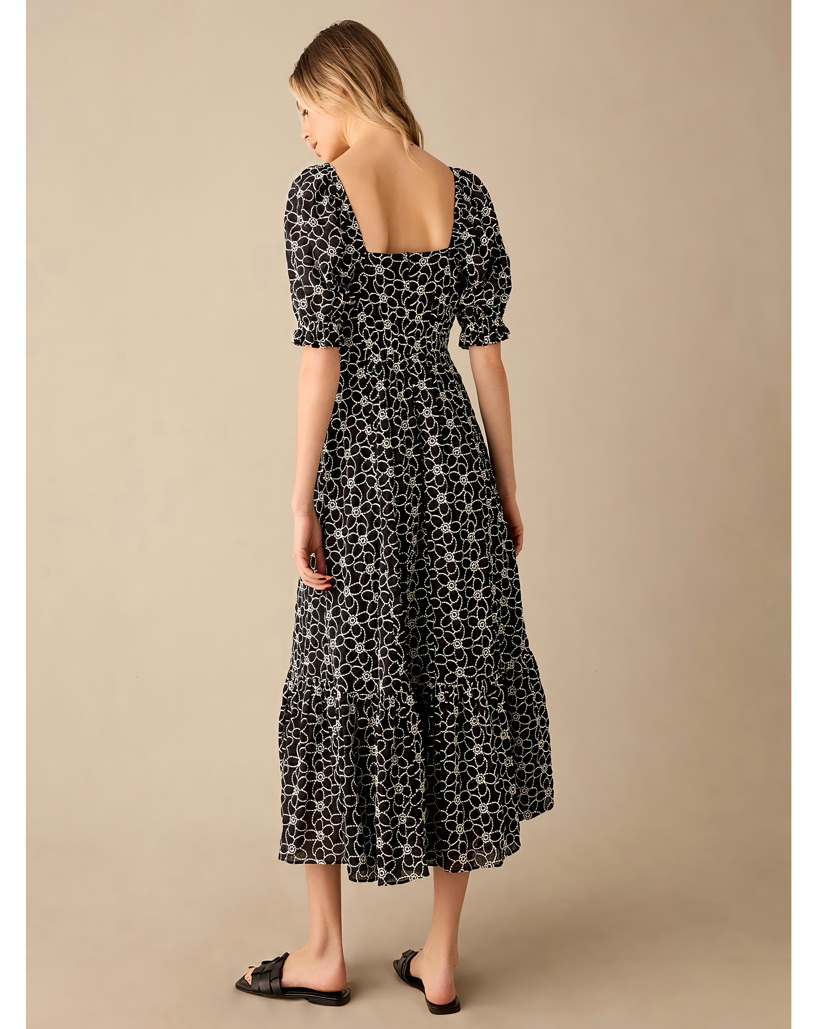 Ro&Zo Mono Sweetheart Neck Broderie Dress 3 Ro&Zo Mono Sweetheart Neck Broderie Dress