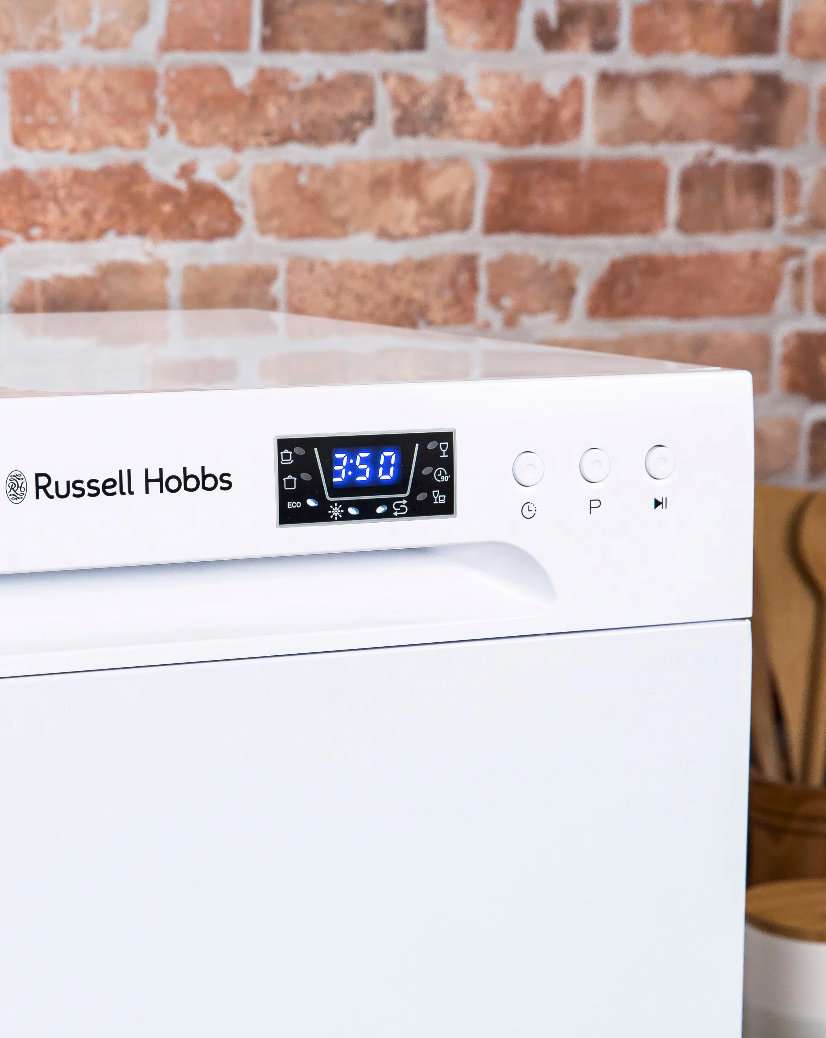 Russell Hobbs RHTTDW6W Table Top Dishwasher - White 8 Russell Hobbs RHTTDW6W Table Top Dishwasher - White