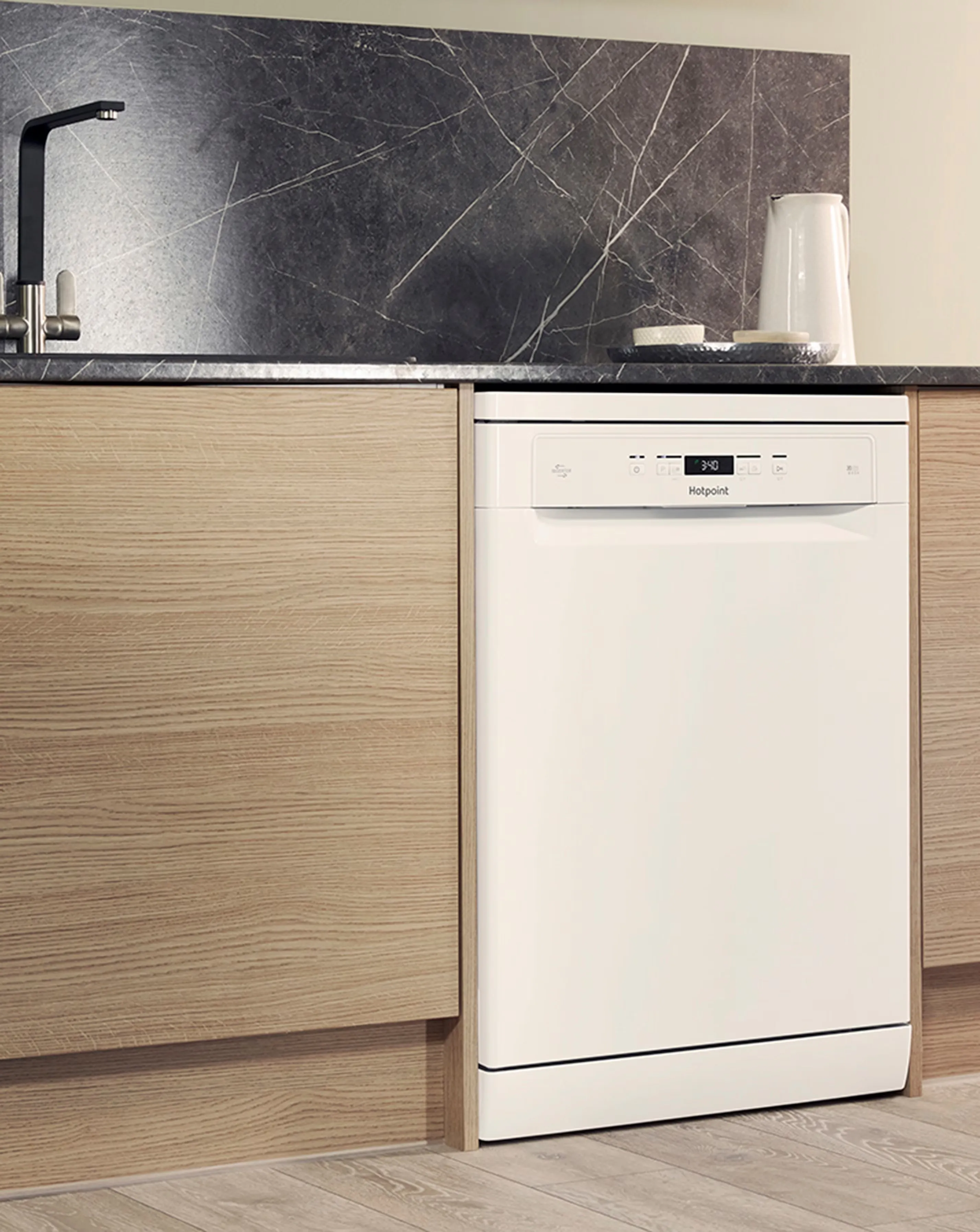 Hotpoint Fullsize 14 Place Set Dish Washer + Installation 4 Hotpoint Fullsize 14 Place Set Dish Washer + Installation